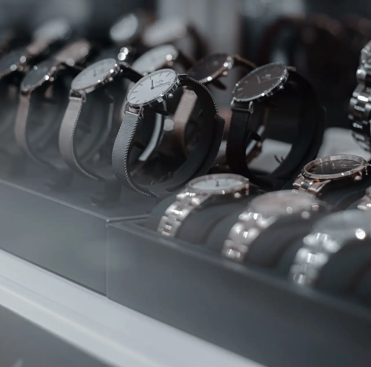 Basilia Jewellery & Watch Fair Des montres exposées pendant le Basilia Jewellery & Watch Fair